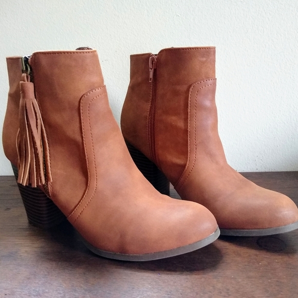 Madden Girl G-Dante Booties - Picture 4 of 7